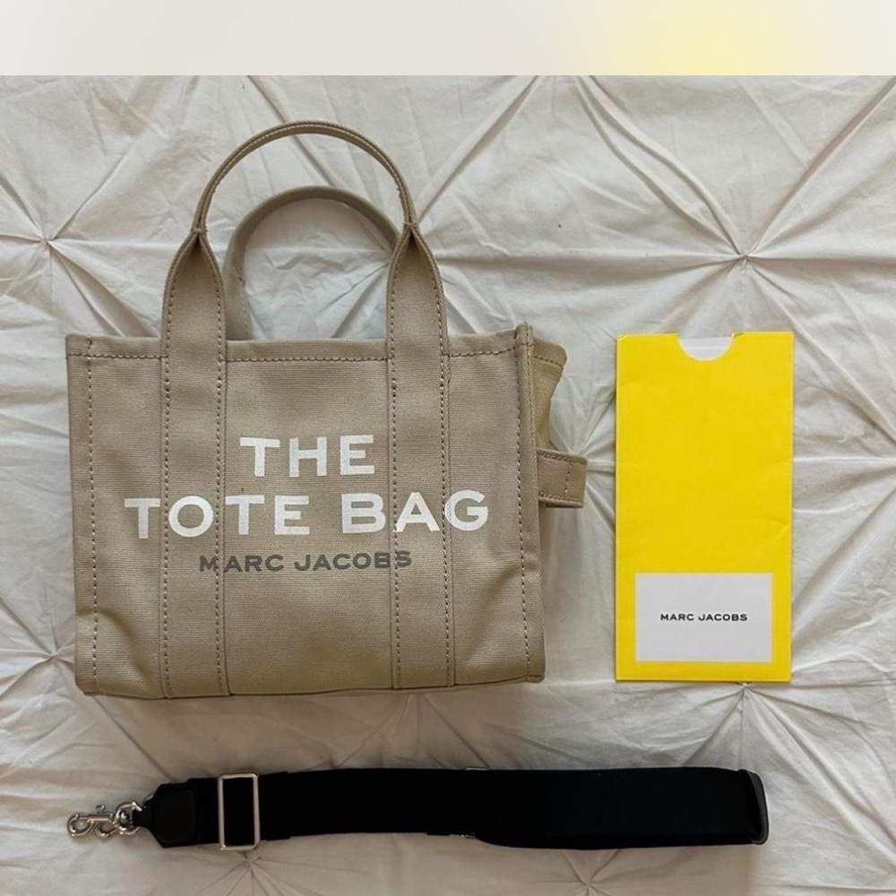 Marc Jacobs Tan Tote Bag